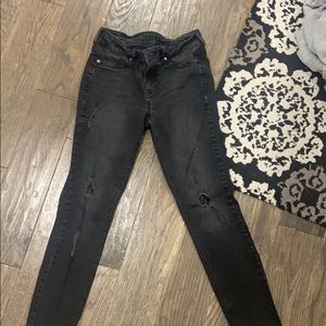 Women’s M/S ripped jeggings. Maurice’s